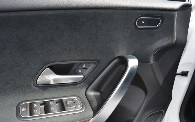 Mercedes-Benz Klasa A cena 184900 przebieg: 16253, rok produkcji 2023 z Leszno małe 172